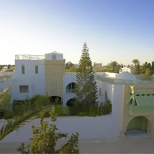 https://dar-el-yasmine.tunis-best-hotels.com