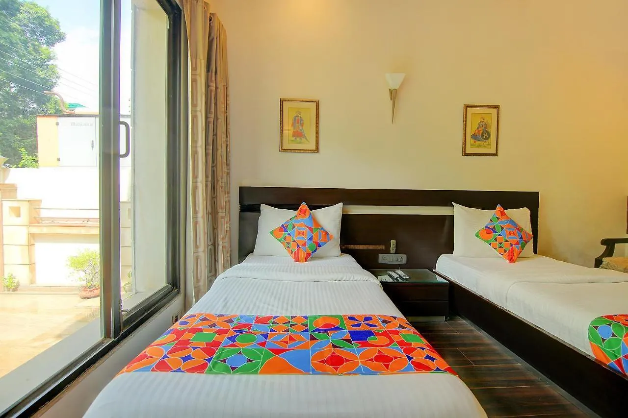 Fabhotel Phoenix Hospitality Gurgaon